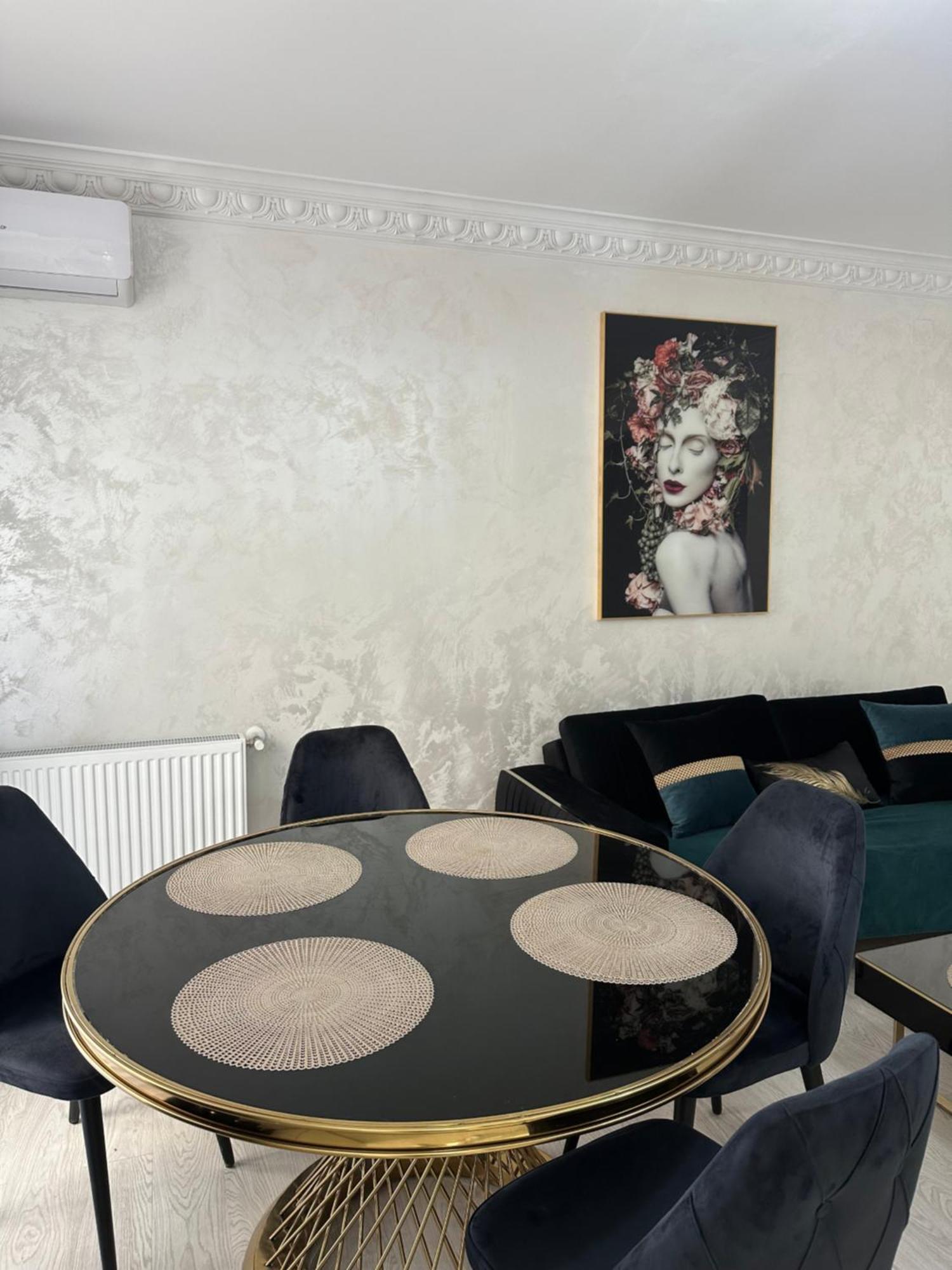 Apartament Simoni Ploieşti Exteriér fotografie